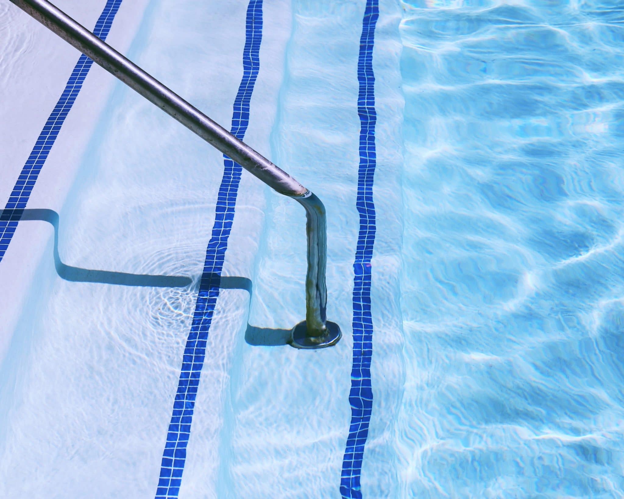 pool steps and railing - pool inspections