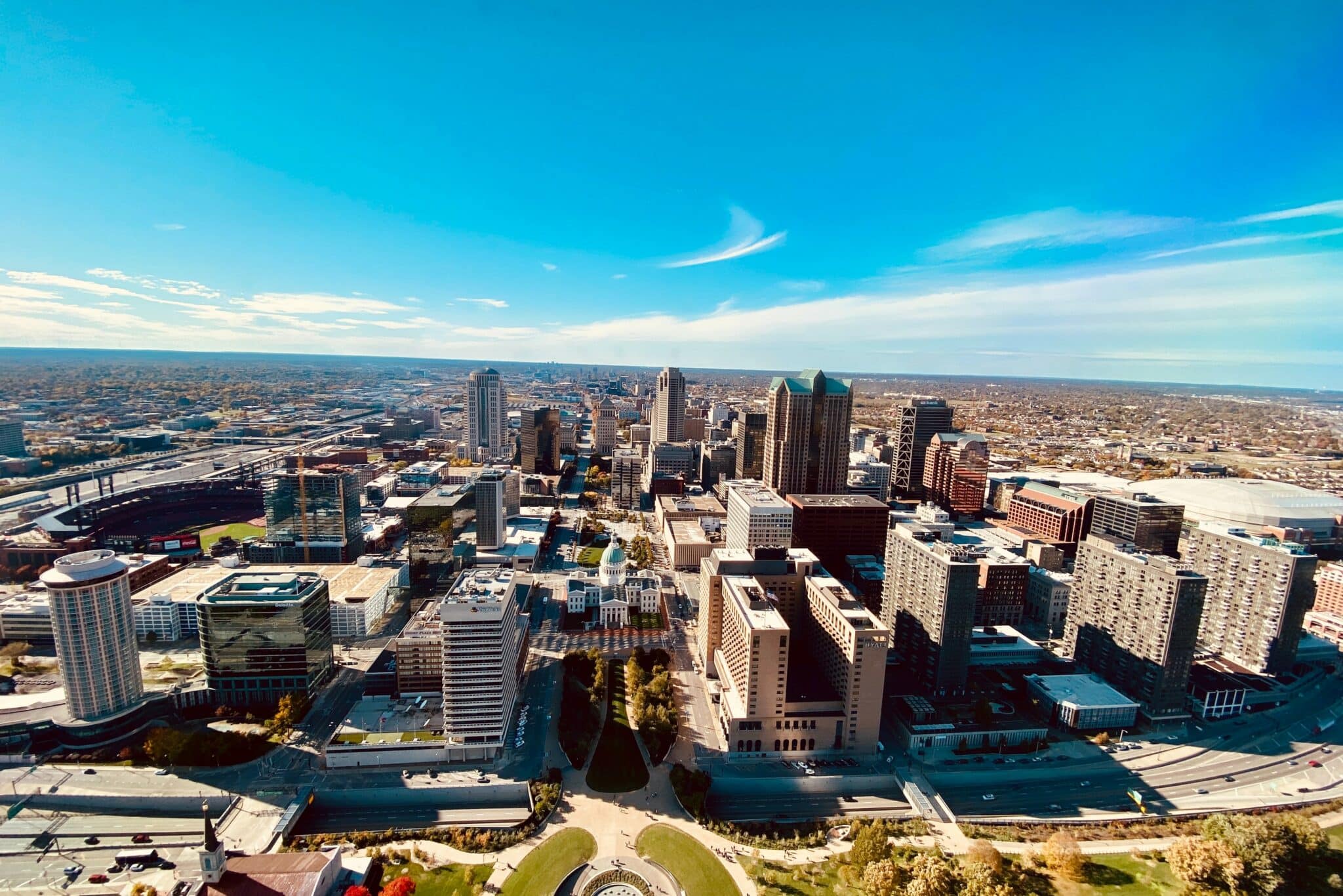 Aerial view of St. Louis, MO cityscape