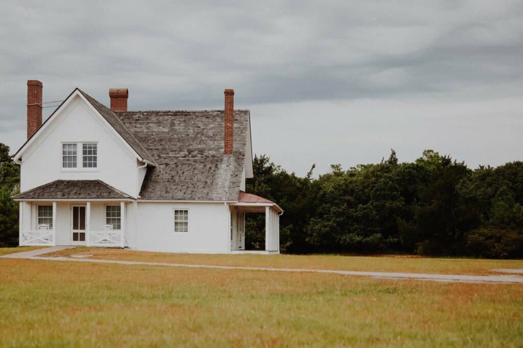 an old white house for a home inspection