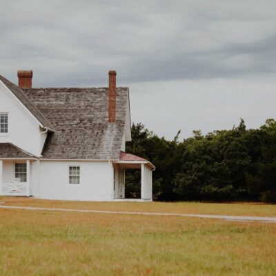 an old white house for a home inspection