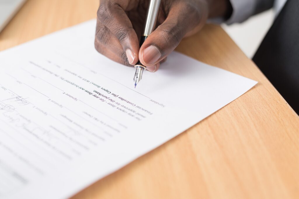 Home buyer or real estate agent signs pre-inspection agreement